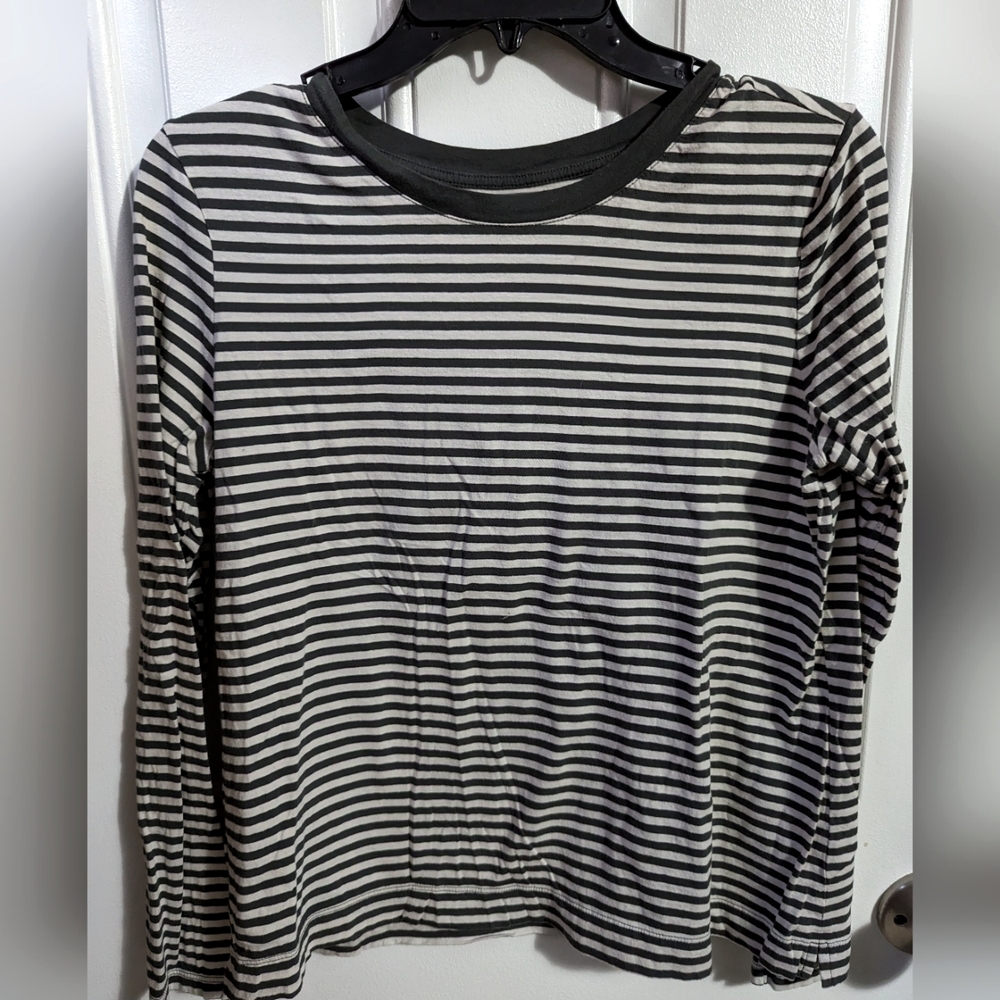 Sage green striped long sleeve t shirt size medium